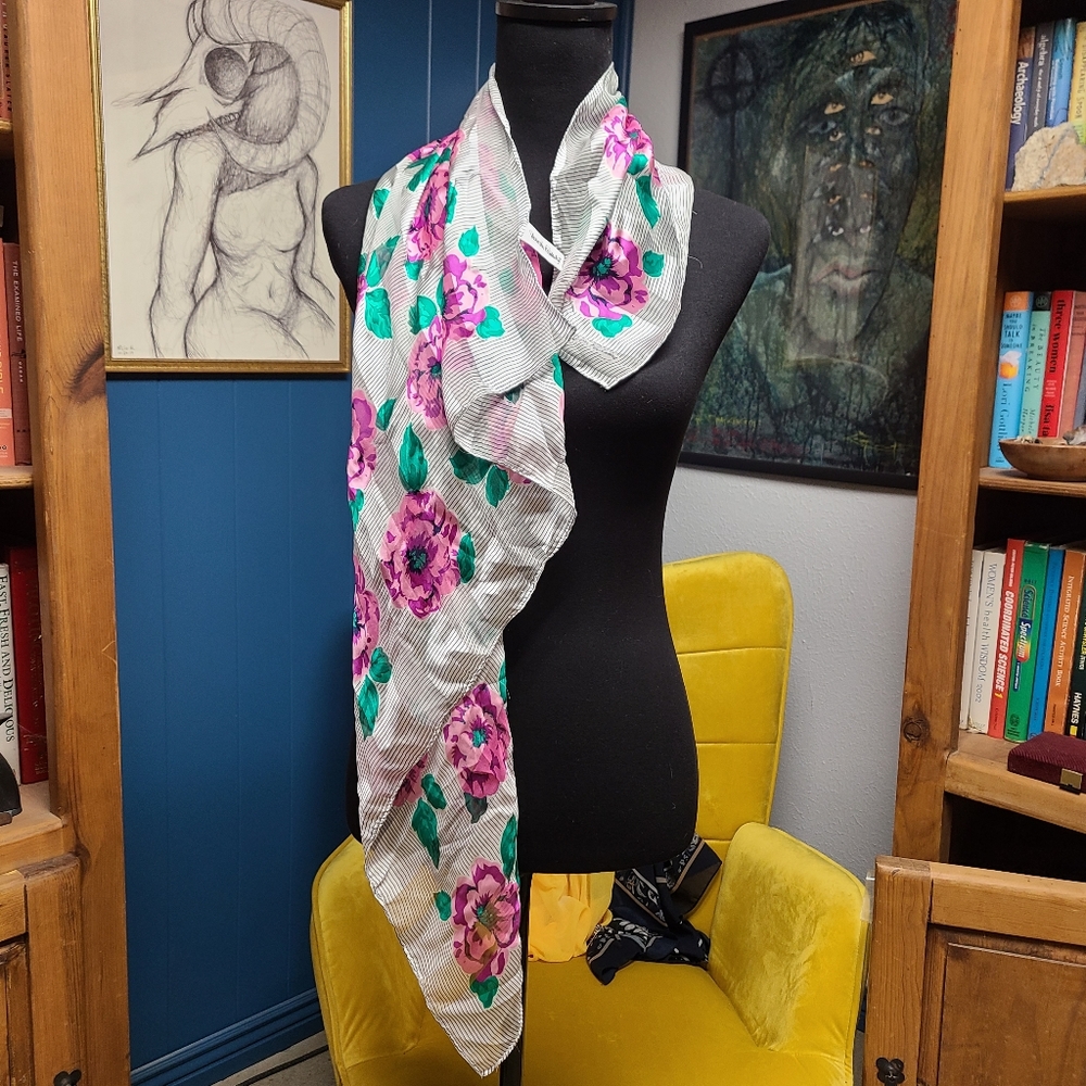 Diane Von Furstenberg 100% Silk Flower Print Scarf